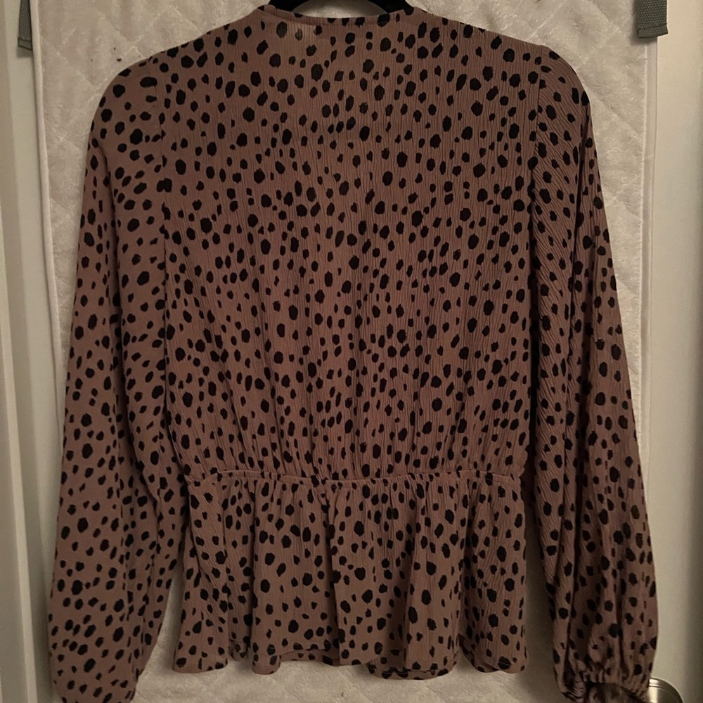 LIKE NEW Wishlist Ruffle Peplum Blouse-Lavender - Picture 4 of 6